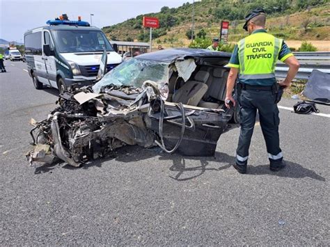 aclc legarda|Fallece una persona en una salida de vía en la A.